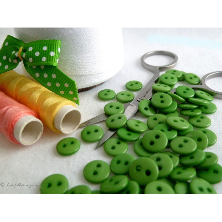 Boutons résine - 9mm - Lot de 50 - 2 Boutons résine - 9mm - Lot de 50 - 2