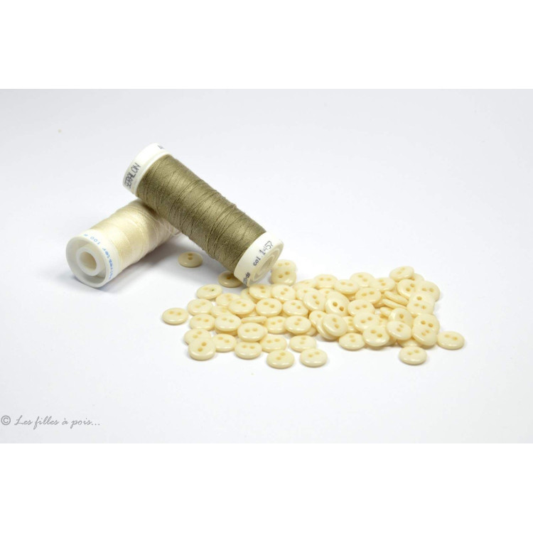 Boutons résine - 9mm - Lot de 50 - 8 Boutons résine - 9mm - Lot de 50 - 8