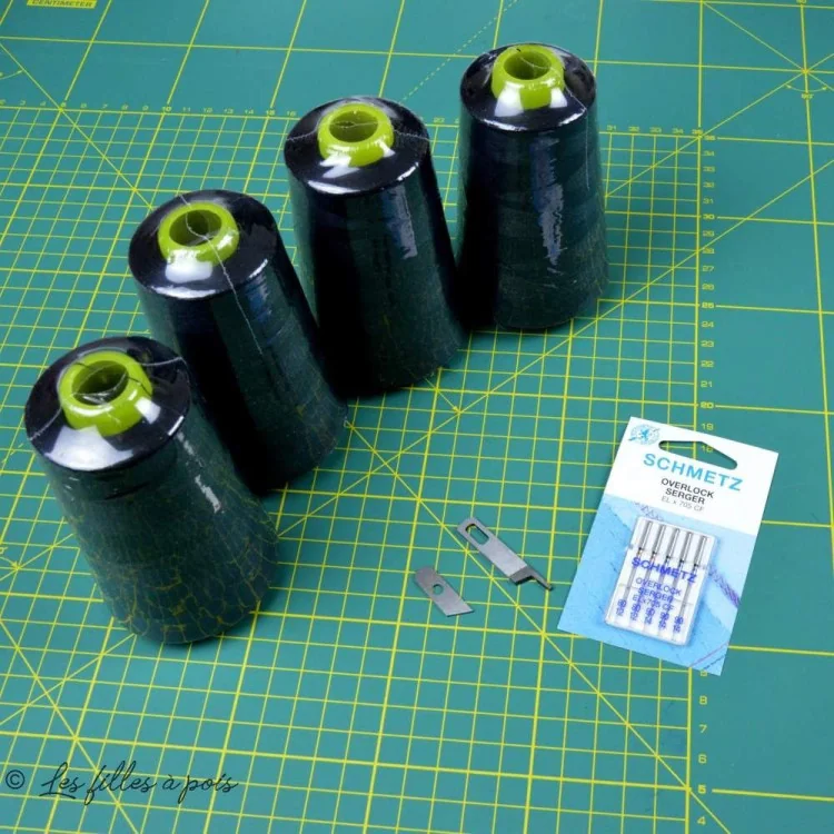 Kit de démarrage pour surjeteuse PFAFF 1450OL – Fil noir – Lames + Fils + Aiguilles - 1