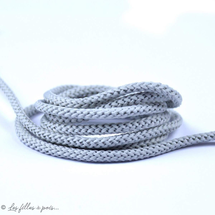 Cordon plat polyester - 4/5mm Autres marques - Tissus et mercerie - 5 Cordon plat polyester - 4/5mm Autres marques - Tissus et mercerie - 5