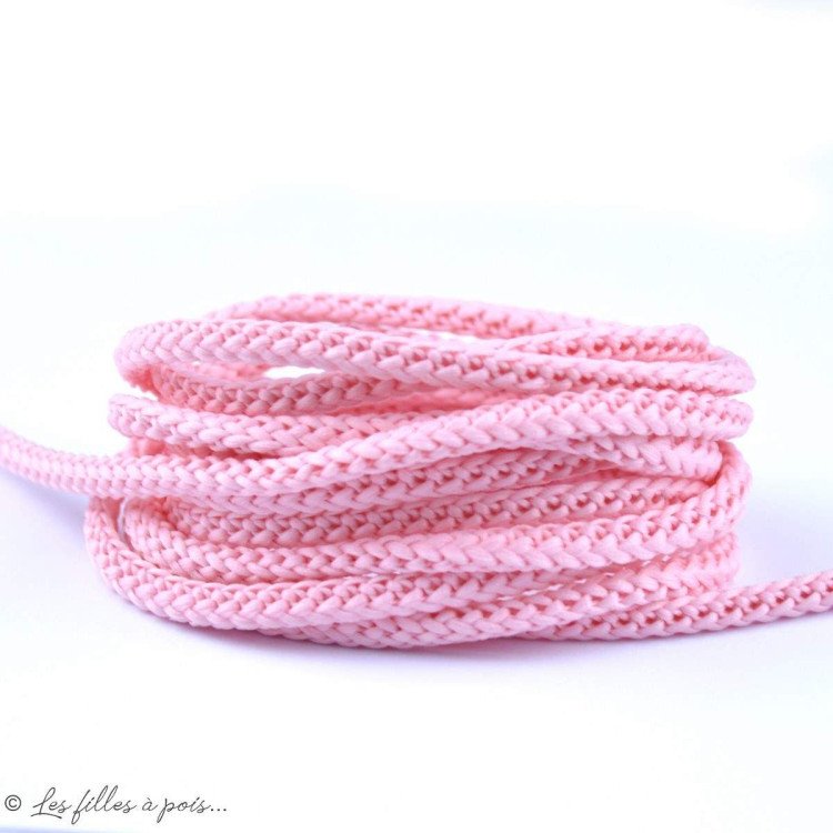 Cordão de poliéster - 4/5 mm Autres marques - Tissus et mercerie - 15 Cordão de poliéster - 4/5 mm Autres marques - Tissus et mercerie - 15