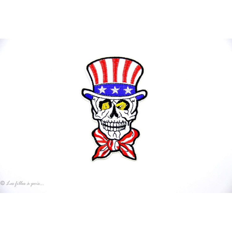 Ecusson tête de mort avec un noeud et un chapeau américain - Blanc - Thermocollant Autres marques - Tissus et mercerie - 1 Ecusson tête de mort avec un noeud et un chapeau américain - Blanc - Thermocollant Autres marques - Tissus et mercerie - 1
