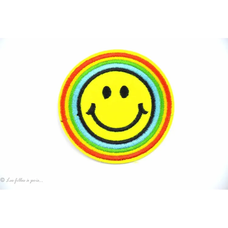 Écusson Smile - Jaune - Thermocollant Tissus et mercerie créative – Nos sélections sans marque - 1 Écusson Smile - Jaune - Thermocollant Tissus et mercerie créative – Nos sélections sans marque - 1