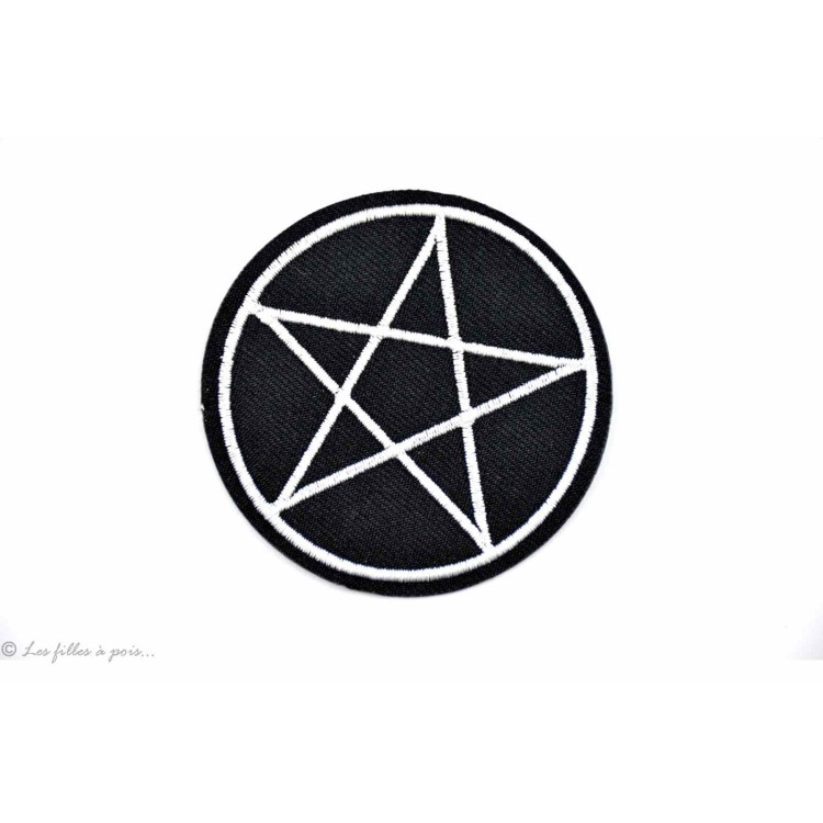 Écusson pentagramme - Noir - Thermocollant Autres marques - Tissus et mercerie - 1 Écusson pentagramme - Noir - Thermocollant Autres marques - Tissus et mercerie - 1