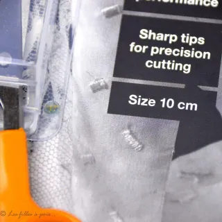 Tijeras rectas de precisión Fiskars - 10cm Fiskars : ciseaux couture, cutters rotatifs et outils créatifs - 4