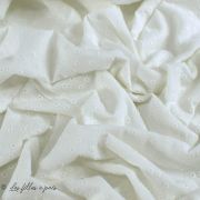 Tissu coton Broderie anglaise motif texturé - Blanc cassé Autres marques - 5