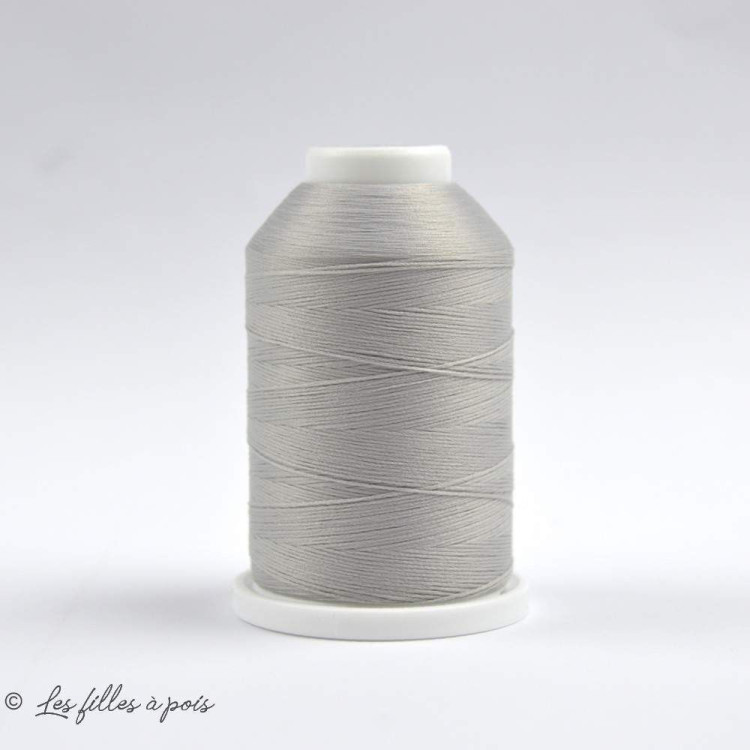 Cono de espuma Aeroflock - Madeira ® - 1000m Madeira ® - Fils à broder, à coudre et entoilage - 5 Cono de espuma Aeroflock - Madeira ® - 1000m Madeira ® - Fils à broder, à coudre et entoilage - 5