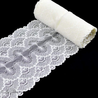 Dentelle douce et extensible - 18cm  - 4