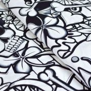 Tissu coton motif tête de mort "Street Skull" - Noir et Blanc - Henry Alexander ® Alexander HENRY Fabrics ® - Tissus - 1