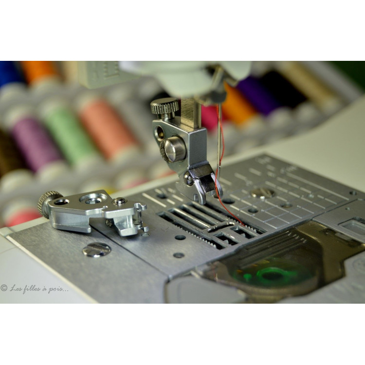 Suporte do calcador Máquina de costura PFAFF ® compatível com IDT ® PFAFF ® - Machines à coudre, à broder, à recouvrir et à surj Suporte do calcador Máquina de costura PFAFF ® compatível com IDT ® PFAFF ® - Machines à coudre, à broder, à recouvrir et à surj