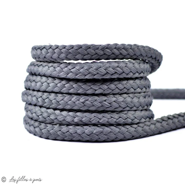 DESTOCK Cordon tresse - 11mm Tissus et mercerie créative – Nos sélections sans marque - 2 DESTOCK Cordon tresse - 11mm Tissus et mercerie créative – Nos sélections sans marque - 2