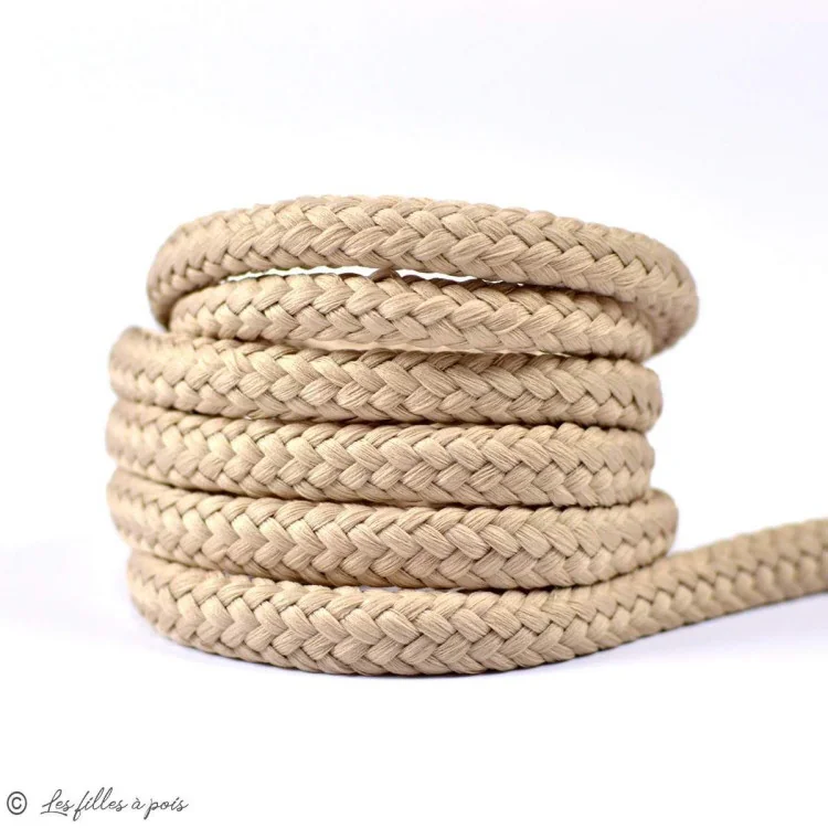 DESTOCK Cordon tresse - 11mm Tissus et mercerie créative – Nos sélections sans marque - 10 DESTOCK Cordon tresse - 11mm Tissus et mercerie créative – Nos sélections sans marque - 10