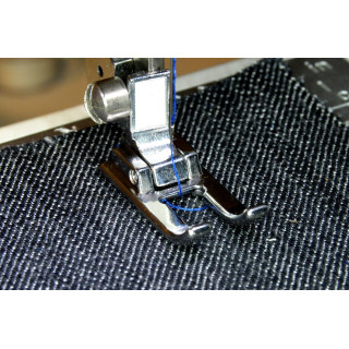 Pied presseur machine a coudre - ouvert Autres marques - Tissus et mercerie - 1