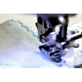 Pied de biche machine à coudre ourleur avec guide – Ourlet invisible facile Tissus et mercerie créative – Nos sélections sans ma