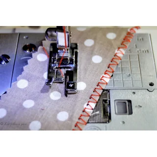 Máquina de coser overlock con prensatelas Tissus et mercerie créative – Nos sélections sans marque - 2