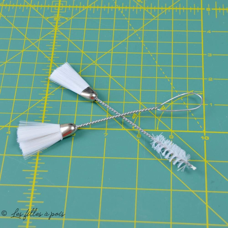 Kit De Nettoyage Pour Machine à Coudre – 16 Pièces Indispensables : Brosses, Tournevis, Découseur Et Pince à épiler