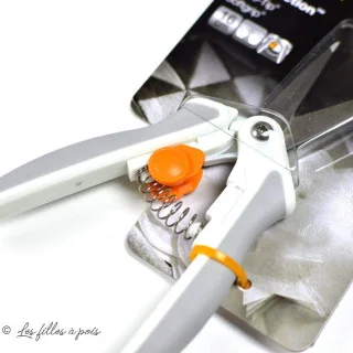 Tesoura Fiskars Easy action Soft grip - 13cm Fiskars : ciseaux couture, cutters rotatifs et outils créatifs - 4