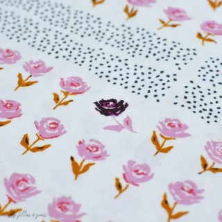 Coupon de tissu popeline de coton motif pois et fleurs "Mayfair" de Amy Sinibaldi - Rose - 130cm - Oekotex - AGF Art Gallery Fa