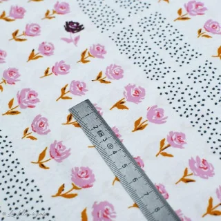 Coupon de tissu popeline de coton motif pois et fleurs "Mayfair" de Amy Sinibaldi - Rose - 130cm - Oekotex - AGF Art Gallery Fa