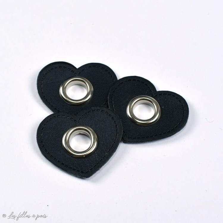 Ojal de cuero de imitación en forma de corazón - Juego de 2 - 8mm Autres marques - Tissus et mercerie - 4 Ojal de cuero de imitación en forma de corazón - Juego de 2 - 8mm Autres marques - Tissus et mercerie - 4