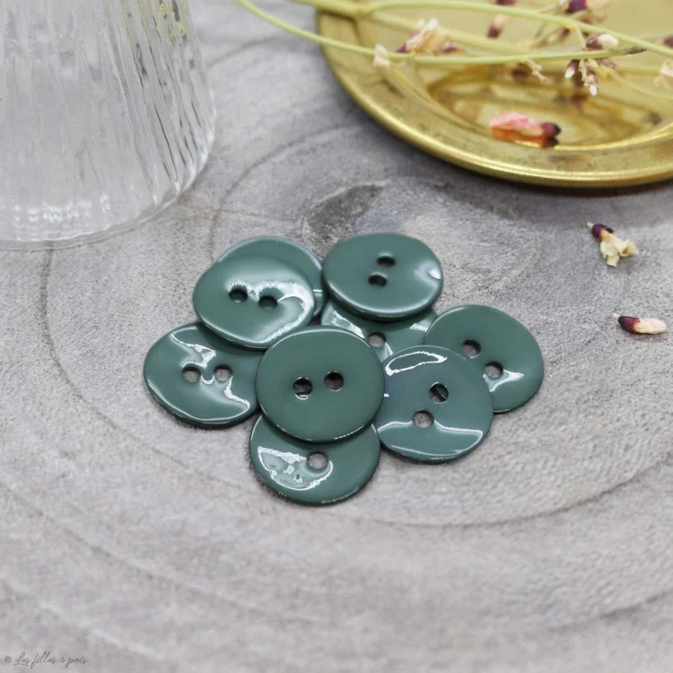 DESTOCK Bouton glossy - Cactus - Atelier brunette - Lot de 10 Atelier Brunette : tissus élégants et modernes - 1 DESTOCK Bouton glossy - Cactus - Atelier brunette - Lot de 10 Atelier Brunette : tissus élégants et modernes - 1