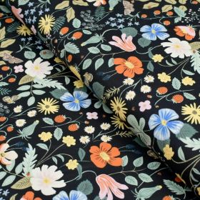 Tissu coton motif fleuri "Strawberry Fields" - Cotton and steel ® Cotton + Steel Fabrics ® - Tissus - 1