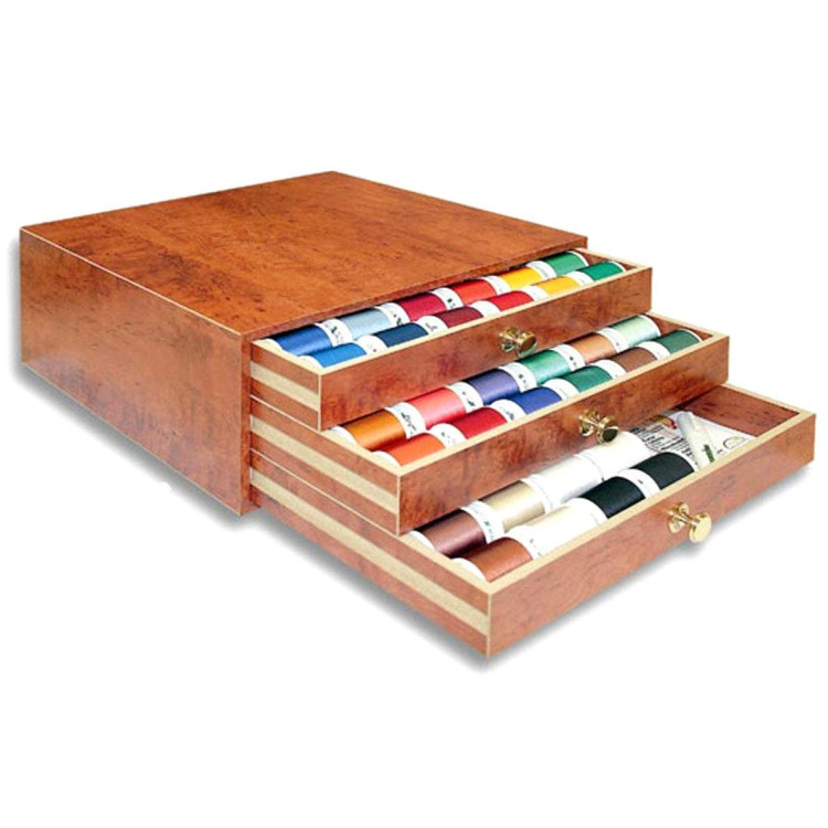 à broder Caja de madera de lujo de hilos máquina RAYON 1000m - 122 bobinas - Madeira ® Madeira ® - Fils à broder, à coudre et en à broder Caja de madera de lujo de hilos máquina RAYON 1000m - 122 bobinas - Madeira ® Madeira ® - Fils à broder, à coudre et en