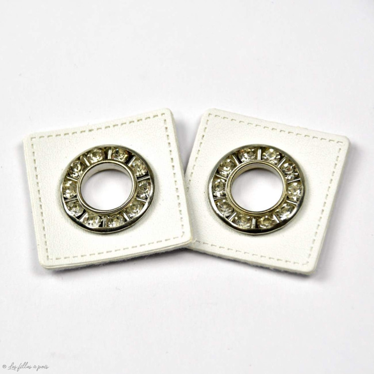 Ponto quadrado com ilhós de strass em imitação de pele - Conjunto de 2 - 8.5mm Autres marques - Tissus et mercerie - 5 Ponto quadrado com ilhós de strass em imitação de pele - Conjunto de 2 - 8.5mm Autres marques - Tissus et mercerie - 5