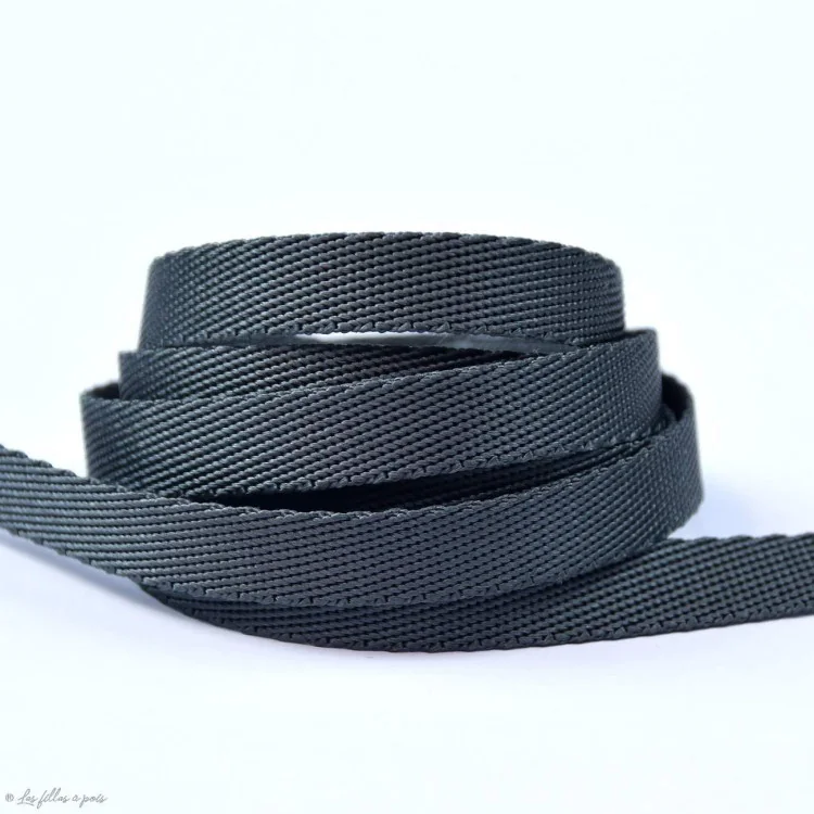 Sangle polypropylène – 10 mm – Vendue au mètre Tissus et mercerie créative – Nos sélections sans marque - 1 Sangle polypropylène – 10 mm – Vendue au mètre Tissus et mercerie créative – Nos sélections sans marque - 1