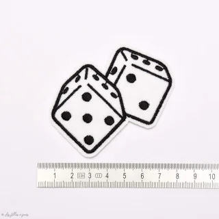 Écusson brodé Dés - Blanc et noir Tissus et mercerie créative – Nos sélections sans marque - 2