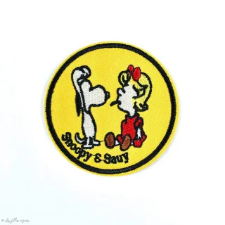 Écusson brodé personnage de Snoopy - Rond - Thermocollant Tissus et mercerie créative – Nos sélections sans marque - 1