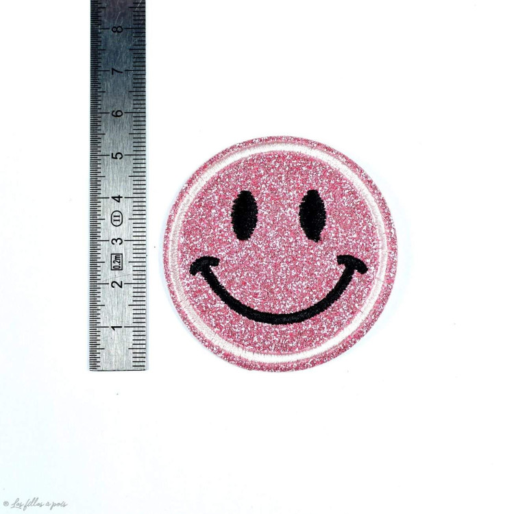 Écusson Happy Face Brodé – Patch Amusant à Repasser Sur Vêtement, Motif Smiley