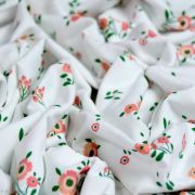 Tissu jersey coton motif fleurs "Boho Flowers"- Blanc et corail - Oeko-Tex et GOTS ® Autres marques - Tissus et mercerie - 4