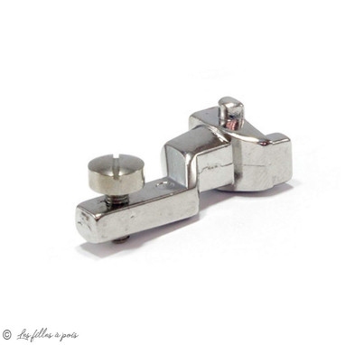 Kit de conversion BERNINA électroniques récentes à baïonnette vers pieds standard 130 Autres marques - Tissus et mercerie - 1