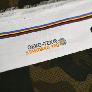 Coupon de tissu popeline de coton motif camouflage plumetis "Grumman" - Tons verts - 230cm - Les Filles à Pois Les Filles à Pois