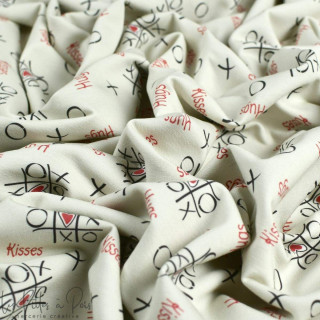 Coupon de tissu french terry motif xoxo "Madame M" - Ecru, rouge et gris - 150cm - Les Filles à Pois Les Filles à Pois - Design 