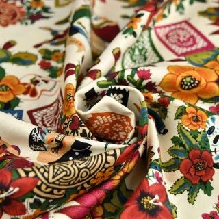 Tissu coton motif tête de mort mexicaine "La Mascarada Folklorico" - Alexander Henry Fabrics Alexander Henry Fabrics : tissus cr