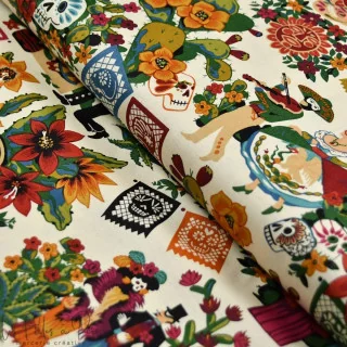 Tissu coton motif tête de mort mexicaine "La Mascarada Folklorico" - Alexander Henry Fabrics Alexander Henry Fabrics : tissus cr