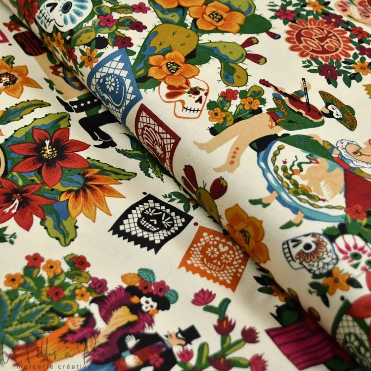 Tissu coton motif tête de mort mexicaine "La Mascarada Folklorico" - Alexander Henry Fabrics Alexander Henry Fabrics : tissus cr