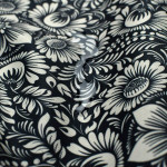 Tissu imperméable motif fleurs baroques collection "Klass" - Bleu foncé et écru - Les Filles à Pois ® - Oeko-Tex ® Les Filles à 