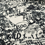 Tissu french terry motif inscription collection "Random" - Ecru et noir - Les Filles à Pois ® - Oeko-Tex ® Les Filles à Pois - D