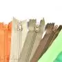 Lot de 125 fermetures à glissière nylon non séparables - 18cm - Multicolore Autres marques - Tissus et mercerie - 9