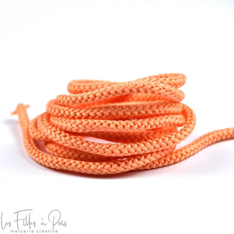 Cordão de poliéster - 4/5 mm Autres marques - Tissus et mercerie - 48 Cordão de poliéster - 4/5 mm Autres marques - Tissus et mercerie - 48