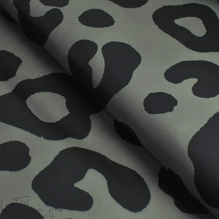 Tissu imperméable léopard kaki "Wild Eclipse" - Collection Angels - Les Filles à Pois Design Les Filles à Pois - Design : motifs