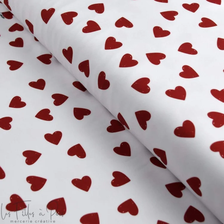 Tissu lycra maillot de bain motif coeur "In Love" blanc et rouge - UFP50+ - Collection Coco - Les Filles à Pois Design Les Fille
