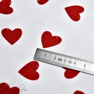Tissu lycra maillot de bain motif coeur "In Love" blanc et rouge - UFP50+ - Collection Coco - Les Filles à Pois Design Les Fille