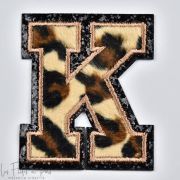 Ecusson lettres de l'alphabet léopard - Tons marrons - Thermocollant