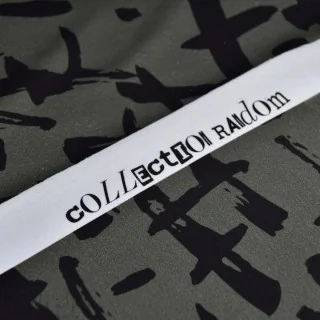 Coupon de tissu french terry motif hashtag "Random" - Vert kaki et noir - 180cm - Les Filles à Pois Les Filles à Pois - Design :