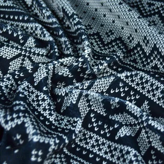 Coupon de tissu minky motif jacquard de noël "D&C" - Noir, gris et écru - 350cm - Les Filles à Pois Les Filles à Pois - Design :