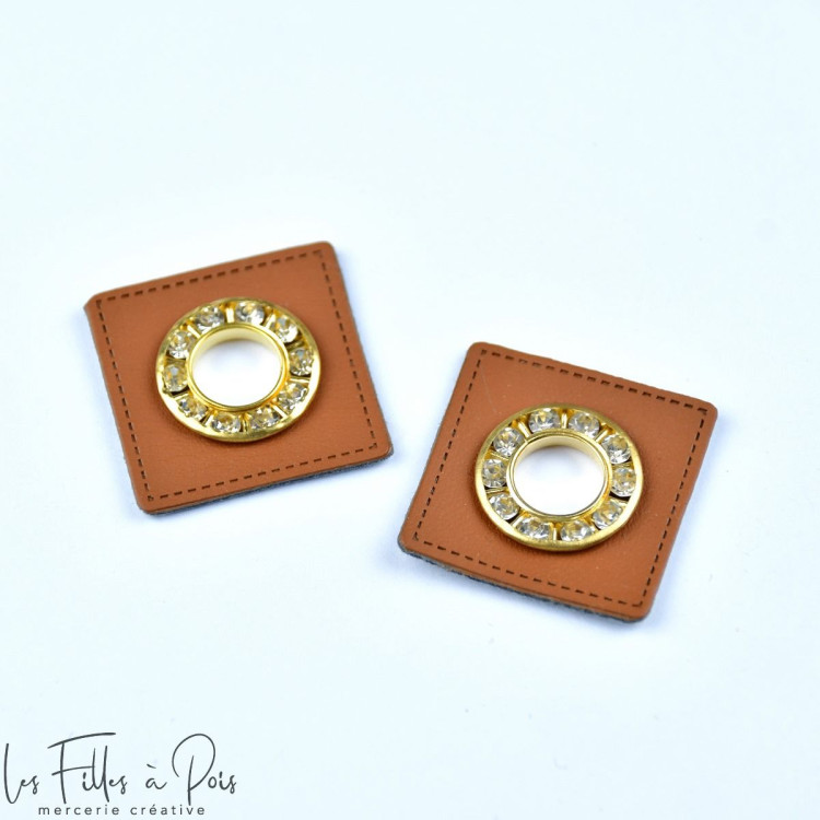 Ponto quadrado com ilhós de strass em imitação de pele - Conjunto de 2 - 8.5mm Autres marques - Tissus et mercerie - 19 Ponto quadrado com ilhós de strass em imitação de pele - Conjunto de 2 - 8.5mm Autres marques - Tissus et mercerie - 19